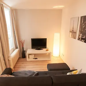 Gemuetliches Und Helles Mit Balkon, Badewanne, Wlan, Parkplatz Apartment Bremen
